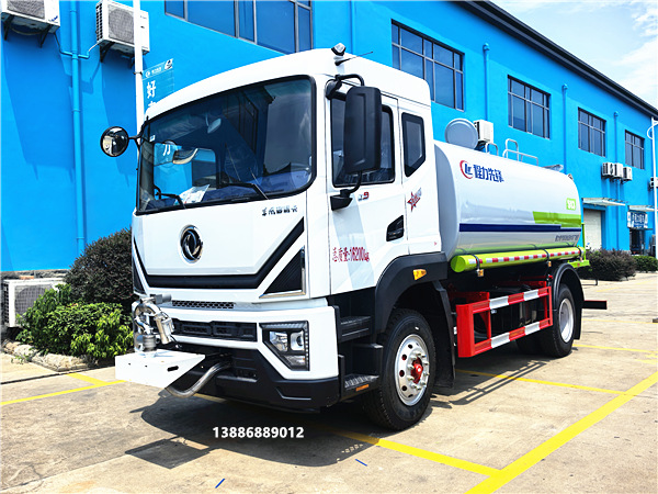 東風多利卡D9霧炮車
